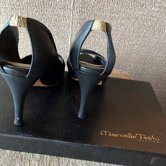 Marcello Toshi size 7 leather and suede heels - Picture 4 of 5